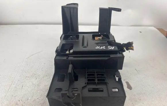 Audi A5 8T 8F Sound amplifier holder/bracket 8T8907461