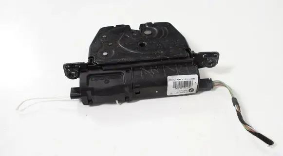 Tesla Model 3 Tailgate/trunk/boot lock/catch/latch 7191212