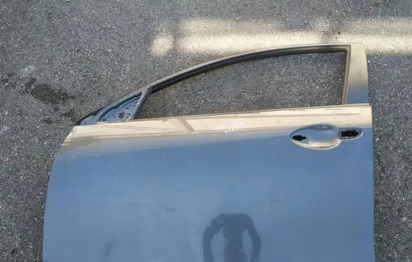 Mazda 3 II Front door PILKOS