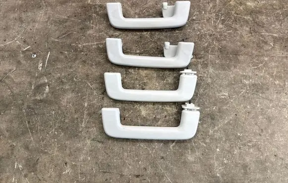 Ford Focus A set of handles for the ceiling DS73A045B14A