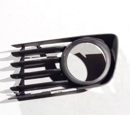 Toyota Prius (XW20) Front bumper lower grill 5311247030 53112-47030