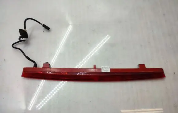 Audi A3 S3 8V Third/center stoplight 8V0945097