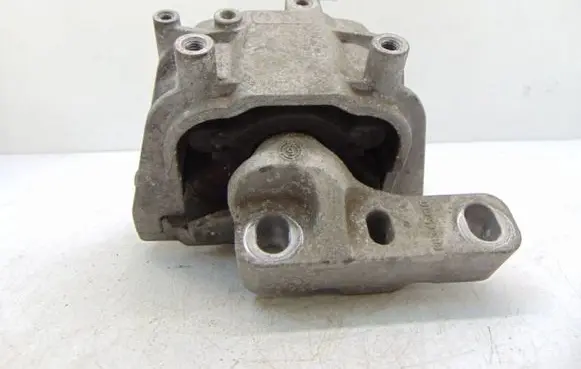 Audi A4 S4 B5 8D Engine mount vacuum valve 
