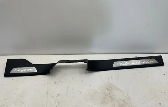 Porsche Cayenne (9Y0 9Y3) Thresholds for All-terrain vehicles 760853846A