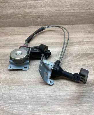 KIA Carnival Vent window/glass motor 0K55362310