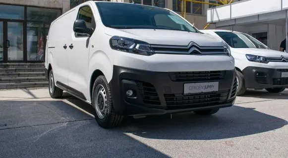 Citroen Jumpy Front grill 9811789377