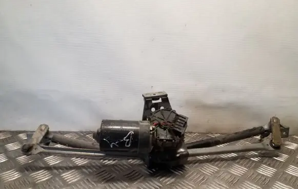 Audi 80 90 S2 B4 Front wiper linkage and motor 0390246143