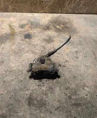 Ford Kuga I Front brake caliper 