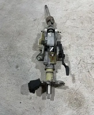 BMW 5 E60 E61 Steering wheel axle 6788816 1282981
