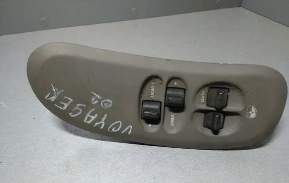 Chrysler Voyager Electric window control switch 0SB701L5AB 1901C2 04685732AA