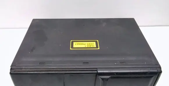 Audi A6 S6 C5 4B CD/DVD changer 4B0035111A