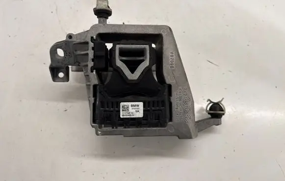 BMW X1 F48 F49 Engine mount bracket 8835566 22118835566