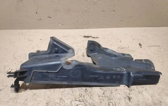 Renault Megane III Radiator trim 214994320R