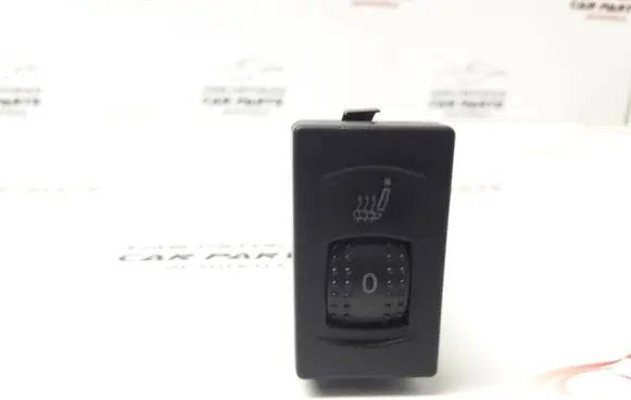 Volkswagen PASSAT B5.5 Seat heating switch 3B0963563C