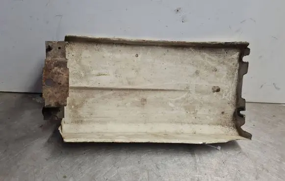Under headlight/headlamp trim