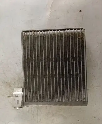 Air conditioning (A/C) radiator (interior)