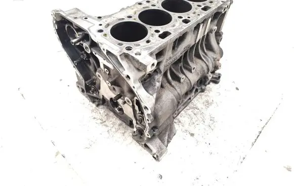 BMW 5 F10 F11 Engine block N47D20C