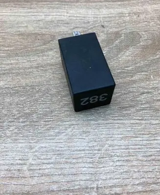 Audi A4 S4 B5 8D Other relay 4D0907131
