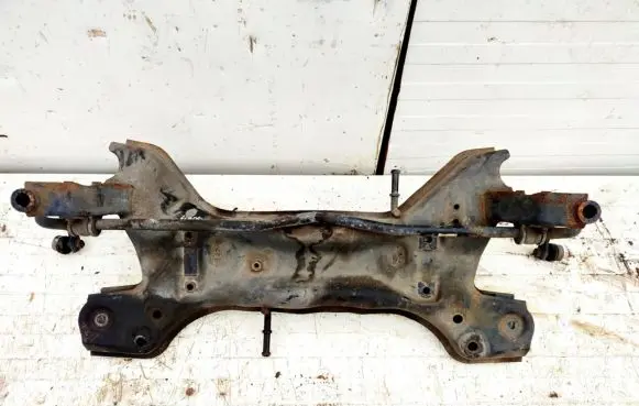 Volkswagen Polo IV 9N3 Front subframe