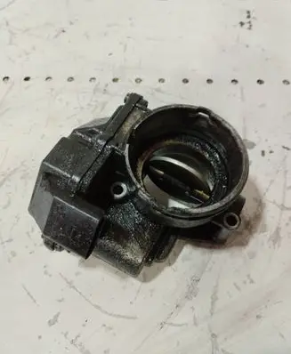 Skoda Octavia Mk2 (1Z) Throttle valve 03G128063A