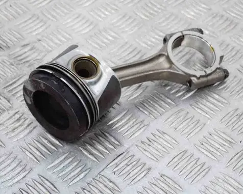 Audi A4 S4 B8 8K Piston 038J03LS