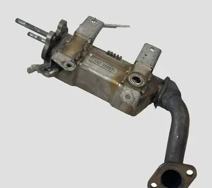 Toyota Corolla Verso E121 EGR valve cooler 256800R02000 956800R02000 13063850001