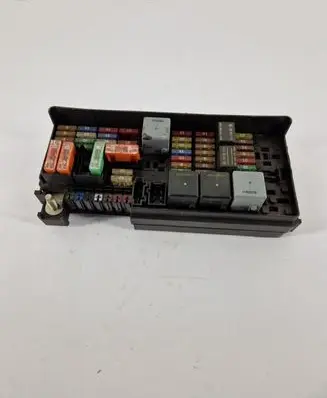 Mercedes-Benz R W251 Fuse module A1645400272