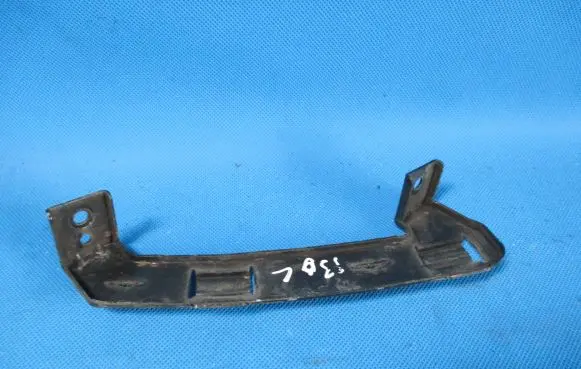 Hyundai i30 Sill supporting ledge 