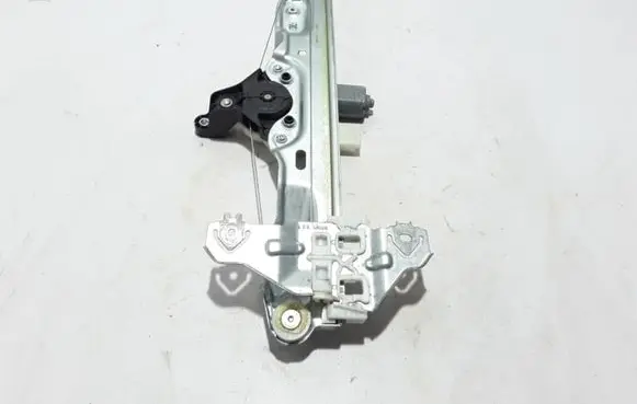 Renault Kadjar Rear window lifting mechanism without motor 827217622R