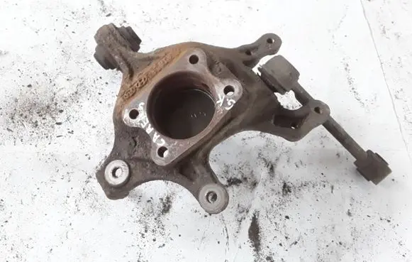 KIA Carens II Rear wheel hub spindle/knuckle NOCODE