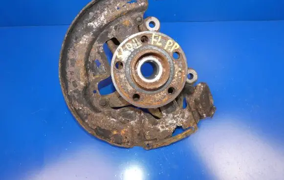 Volvo S60 Front wheel hub spindle knuckle