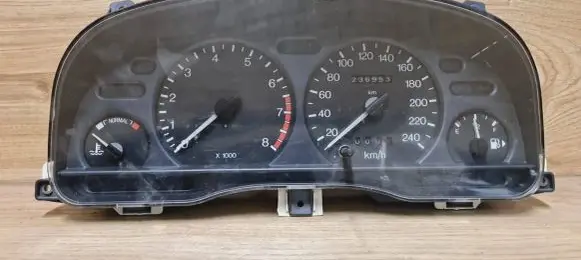 Ford Mondeo MK I Speedometer (instrument cluster) 93BB10819CEA
