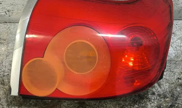 Toyota Avensis T250 Rear/tail lights