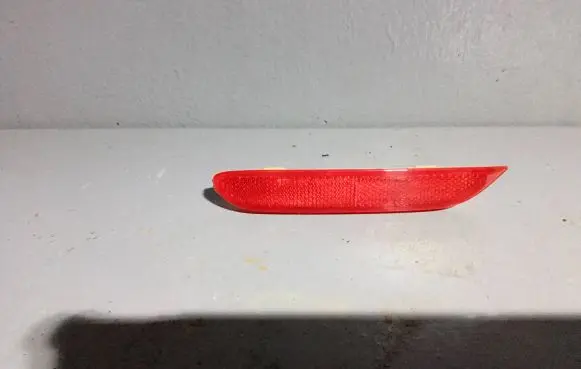 Nissan Leaf I (ZE0) Rear tail light reflector 25023005