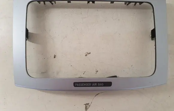 Volkswagen PASSAT B6 Radio/GPS head unit trim 3C0858069AE