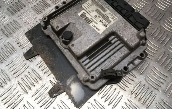 Peugeot 206 Engine control unit/module 0281011225 9651398780 1039S02459