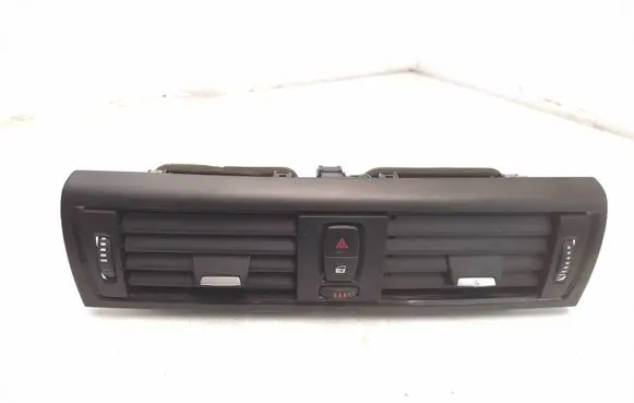 BMW 1 F20 F21 Dash center air vent grill 9207116 507892