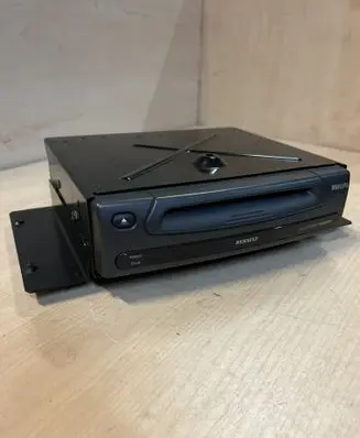 Renault Laguna II Navigation unit CD/DVD player 7700437567