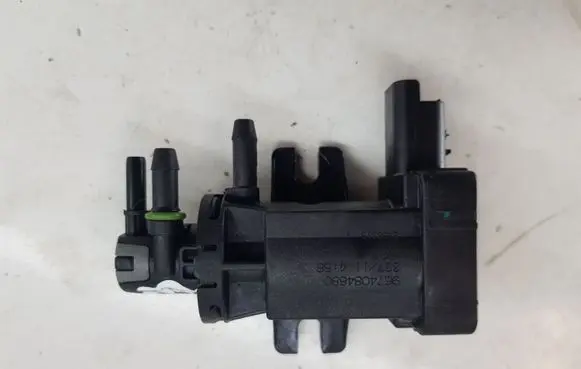 Citroen DS5 Vacuum valve 9674084680