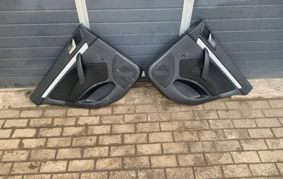 Skoda Octavia Mk2 (1Z) Door card panel trim set 1Z9867211