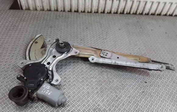 Toyota Avensis Verso Rear door window regulator with motor 8572044050