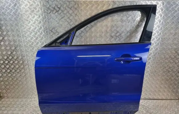 Jaguar F-Pace Front door