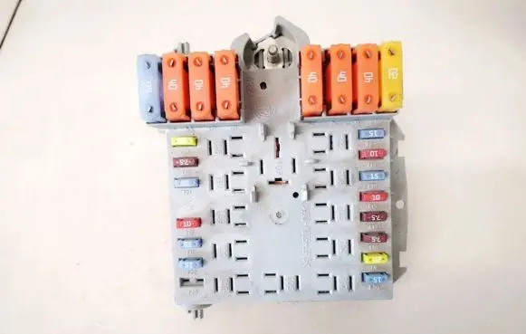 Fiat Croma Fuse box set 51738107