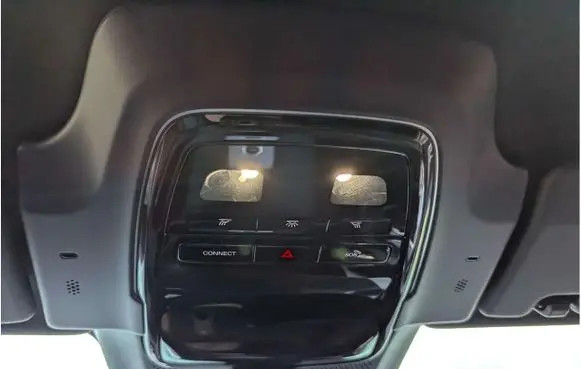 Polestar 4 Front seat light