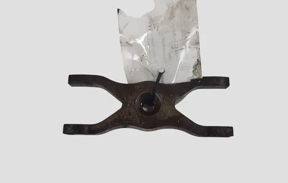 Peugeot Boxer Fuel Injector clamp holder 6C1Q9L535AC