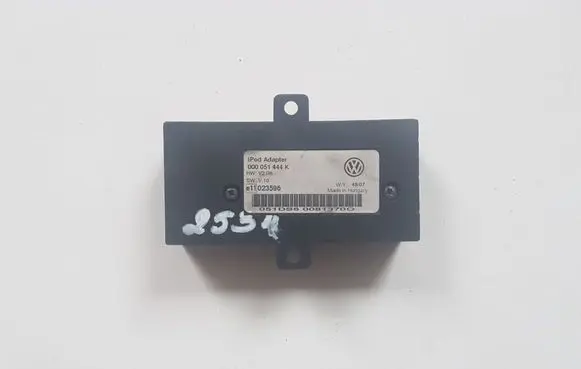 Volkswagen Touareg I Phone keyboard 000051444K