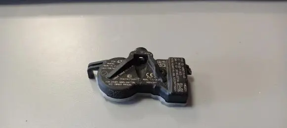 Chrysler Pacifica Tire pressure sensor 68313387AB 4835152149
