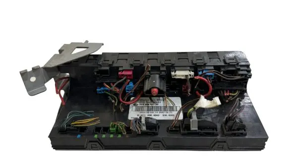 Mercedes-Benz E W211 Fuse module 2115452201 5DK00804760