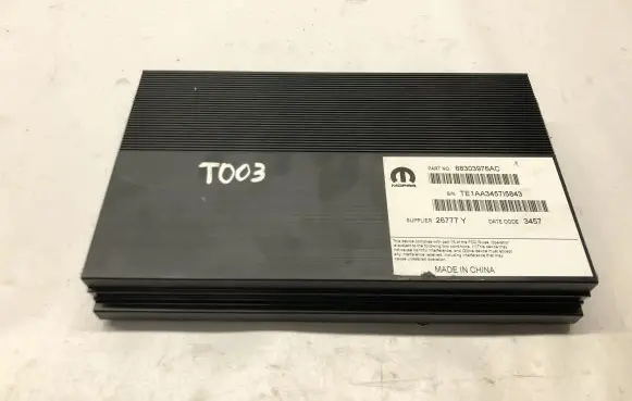 Dodge Charger Sound amplifier 68303976AC