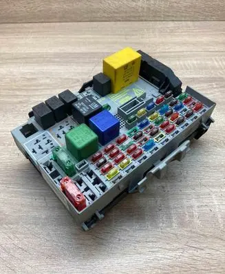 Opel Astra G Fuse box set 24412497 USED